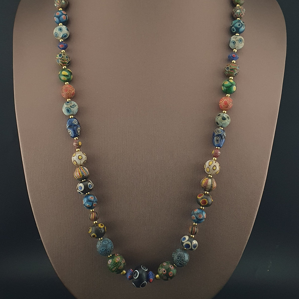 Collier de perles de verre antiques Gabri Mille Yeux 26 pouces