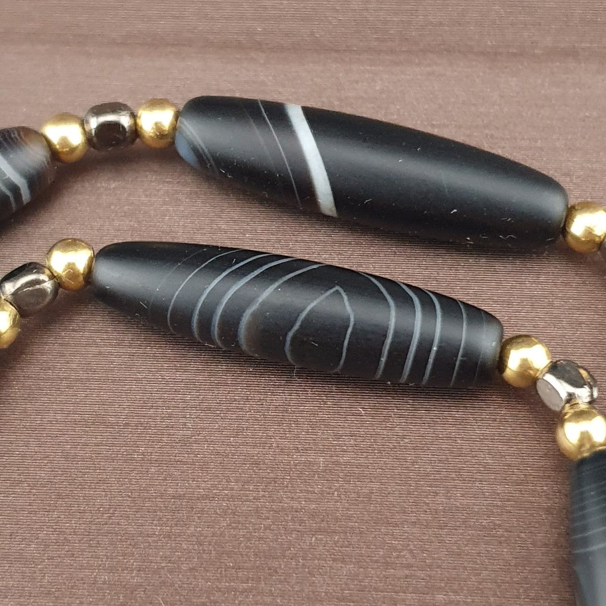 Collier de perles d'agate Suliemani "Natural Eyes" vintage
