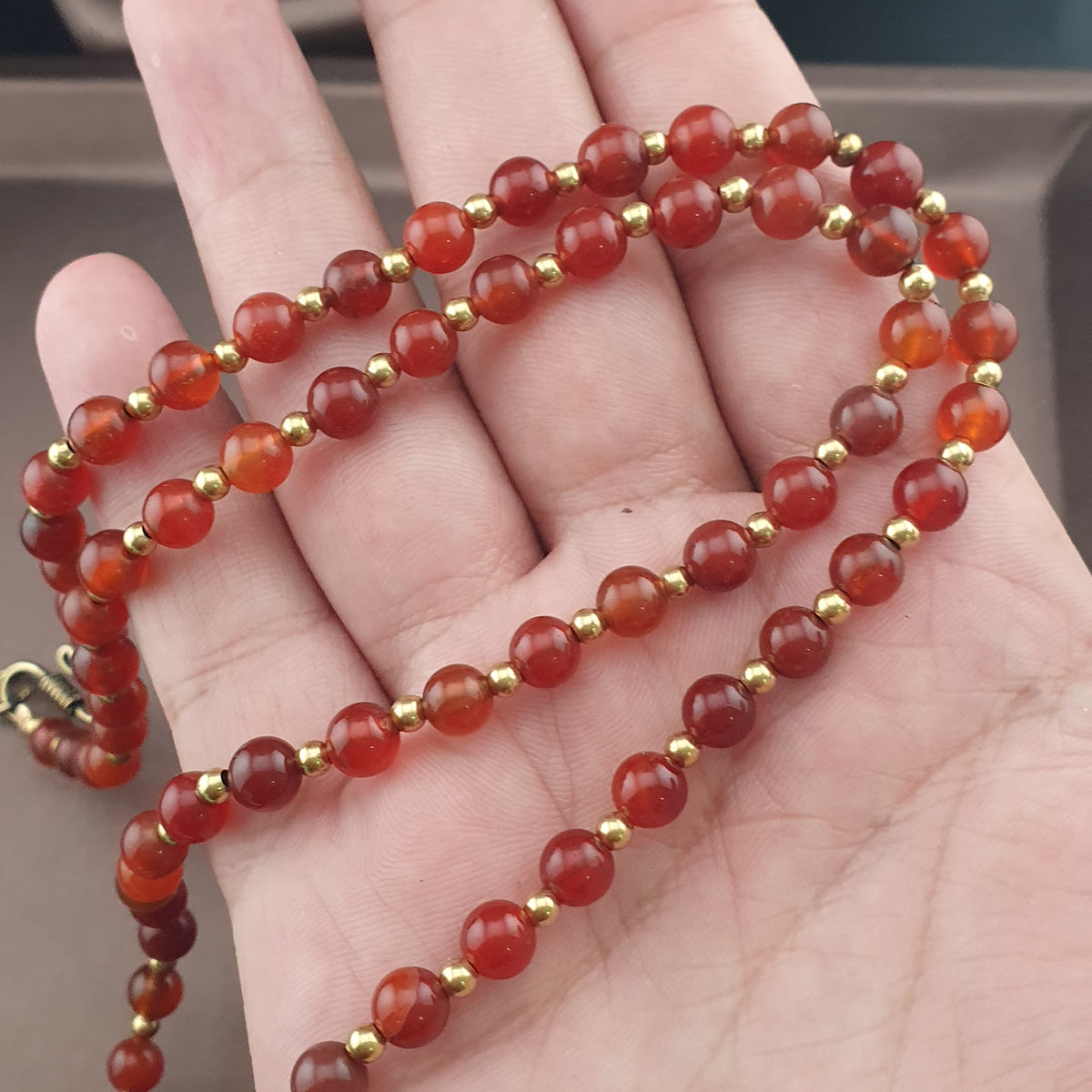 Collier pendentif vintage en agate cornaline du Mali avec PumtekPyu