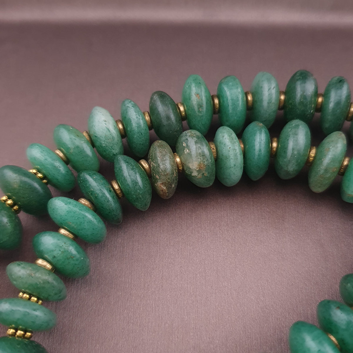 Collier de perles vintage en forme de pneu de jade