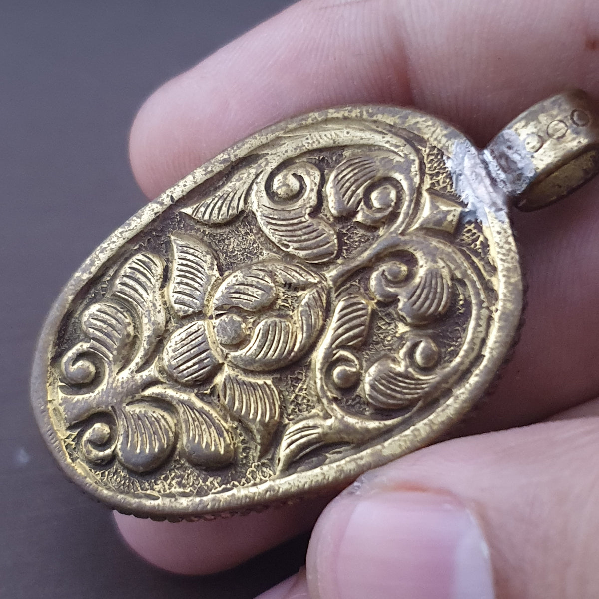 Vintage Gold Plated brass Floral Desgin &carved Skull shape Jade Pendant