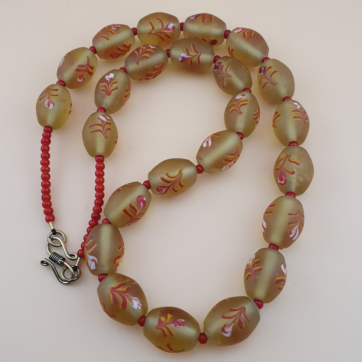 Antique Murano Style Floral Glass & Venetian WhiteHeart Glass Beads Necklace