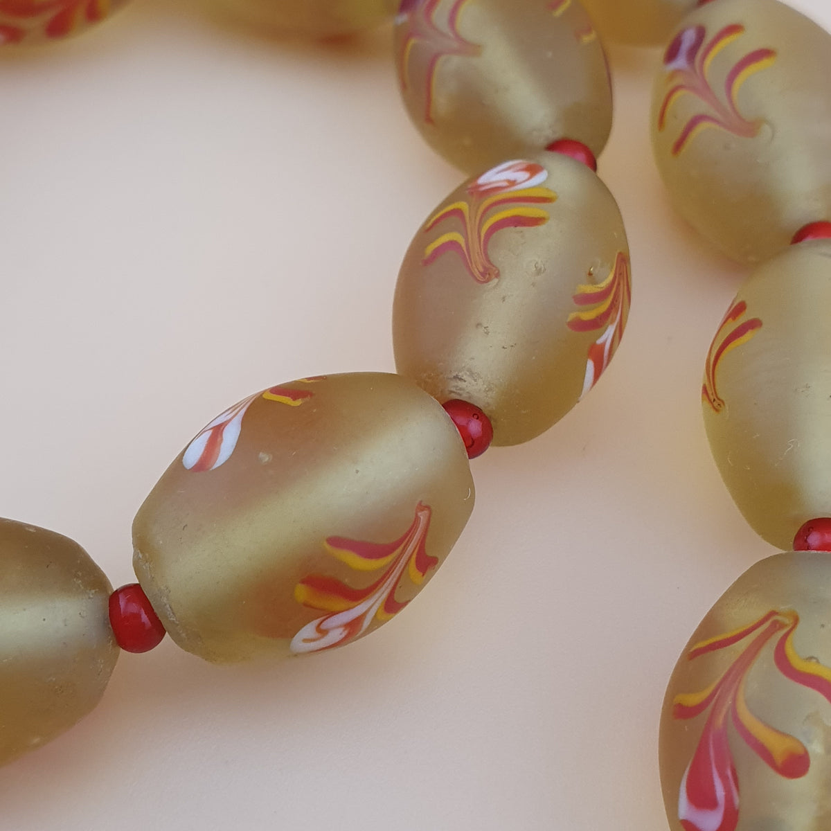 Antique Murano Style Floral Glass & Venetian WhiteHeart Glass Beads Necklace