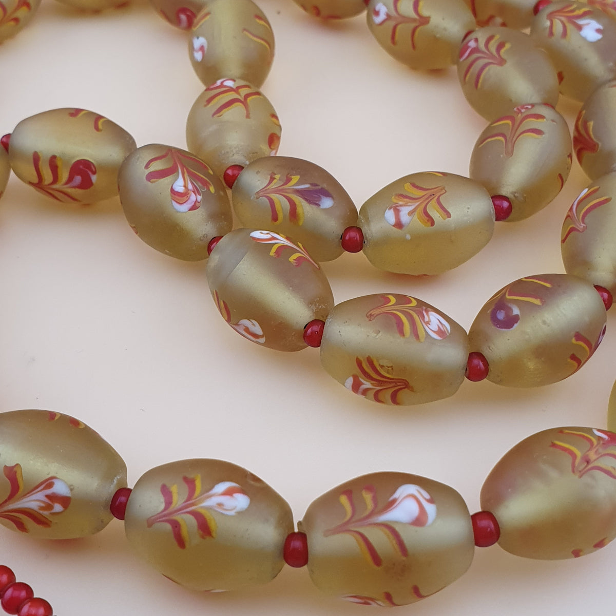 Antique Murano Style Floral Glass & Venetian WhiteHeart Glass Beads Necklace