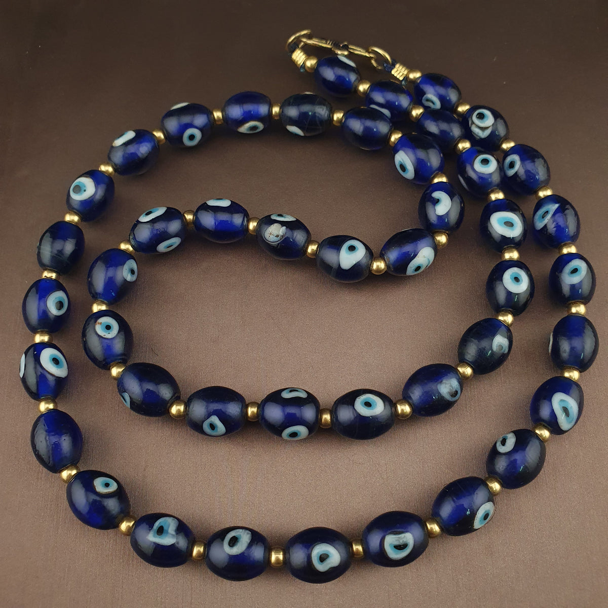 Collier de perles en verre œil de Hamsa de style vénitien antique