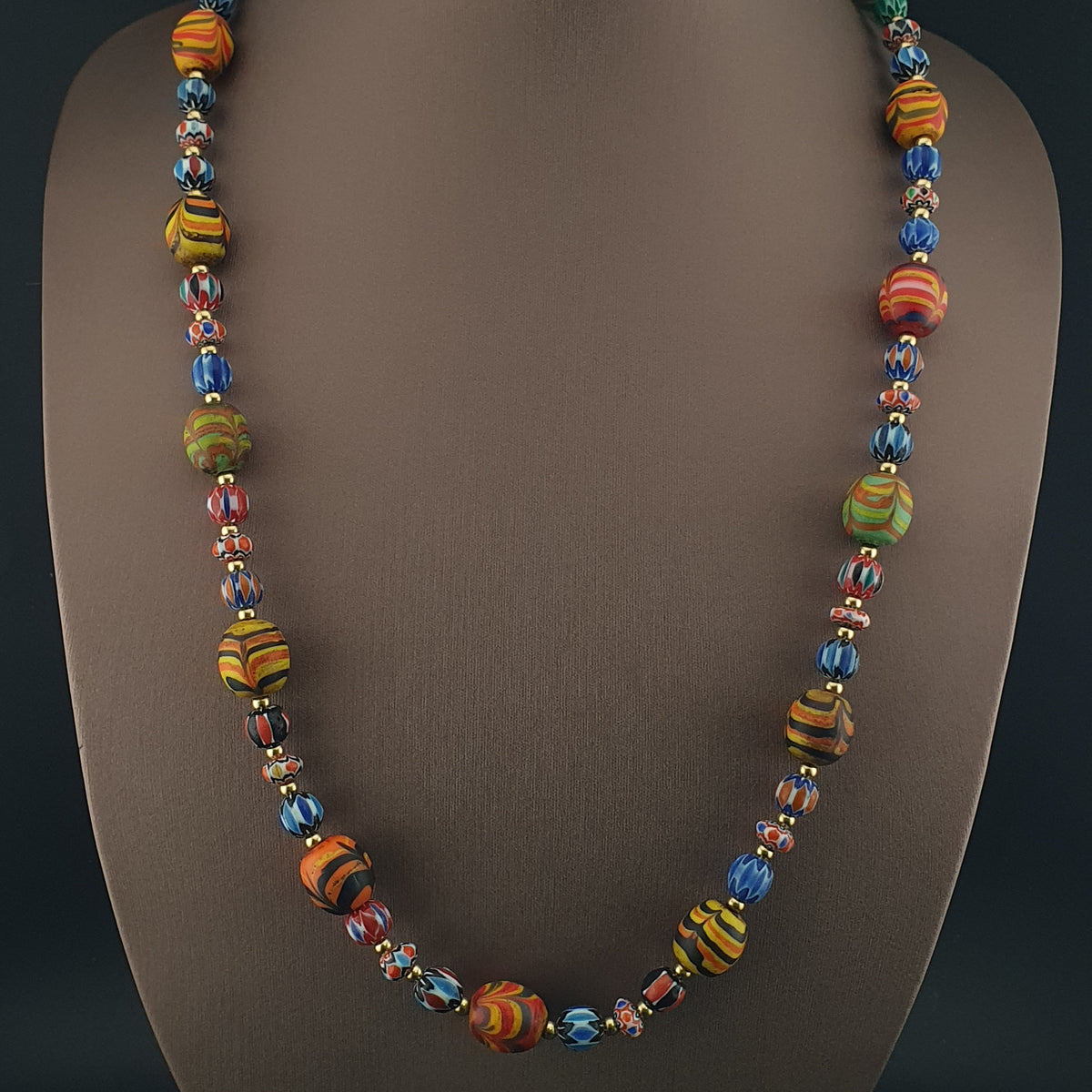 Vintage Venetian Style Feather Desgin & Mulitlayer Chevorn Glass Beads Necklace