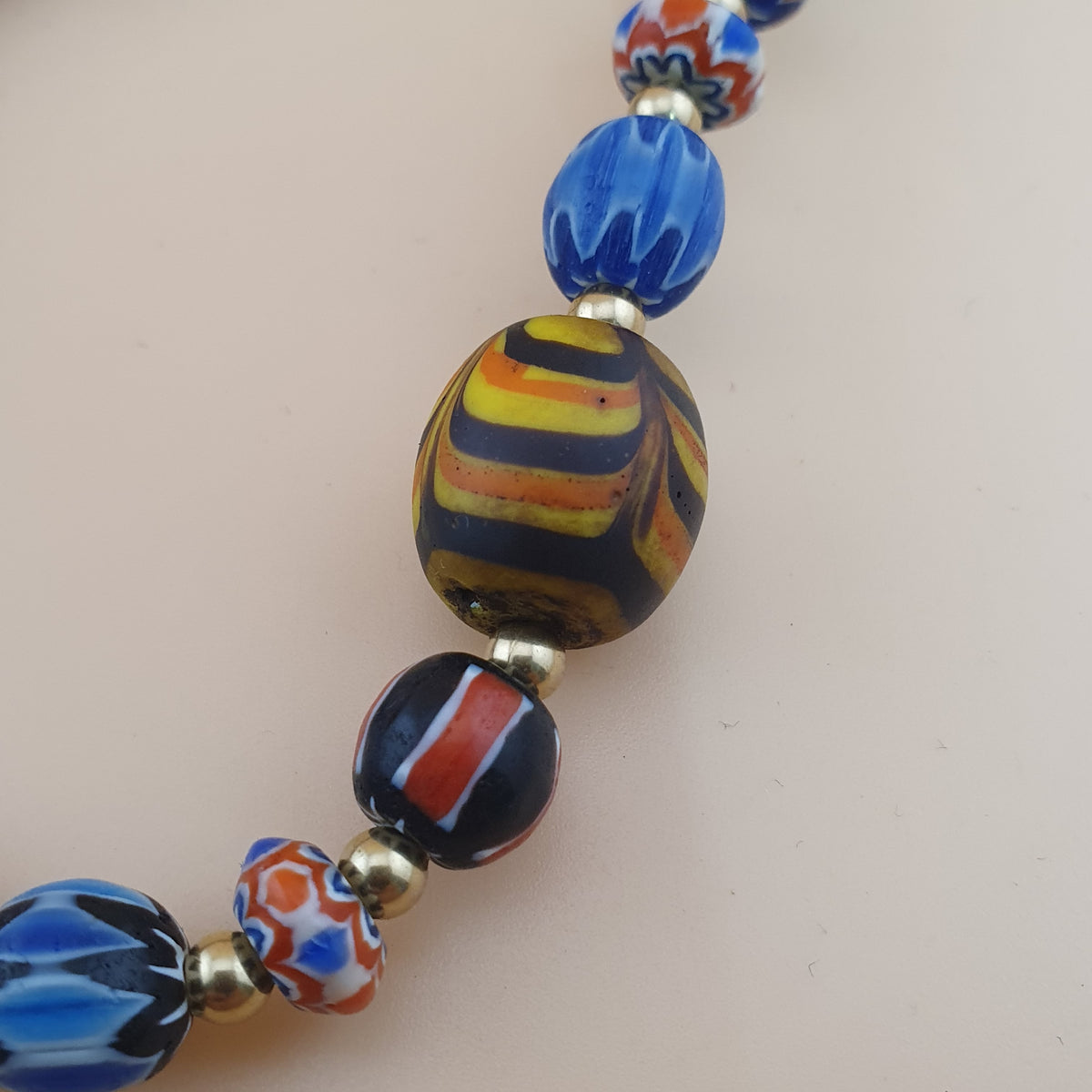 Vintage Venetian Style Feather Desgin & Mulitlayer Chevorn Glass Beads Necklace