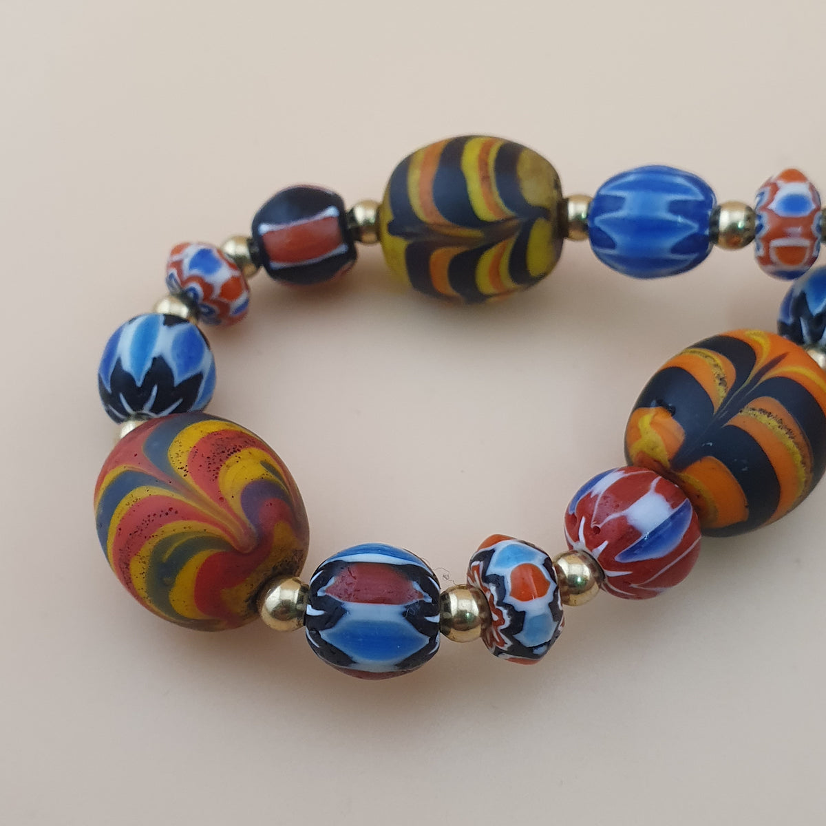 Vintage Venetian Style Feather Desgin & Mulitlayer Chevorn Glass Beads Necklace