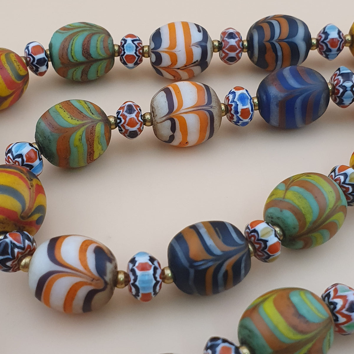 Vintage Venetian Style Feather Desgin Glass With Chevron Glass Beads Necklace