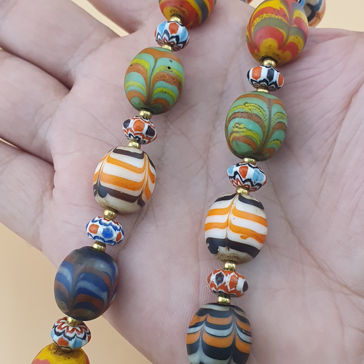 Vintage Venetian Style Feather Desgin Glass With Chevron Glass Beads Necklace