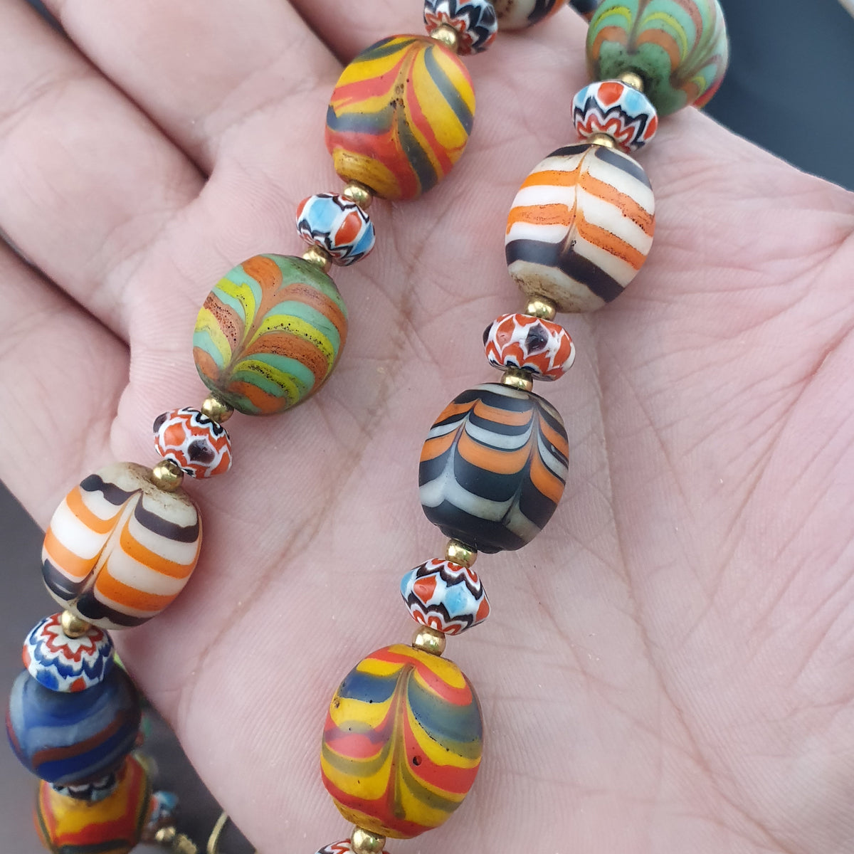 Vintage Venetian Style Feather Desgin Glass With Chevron Glass Beads Necklace