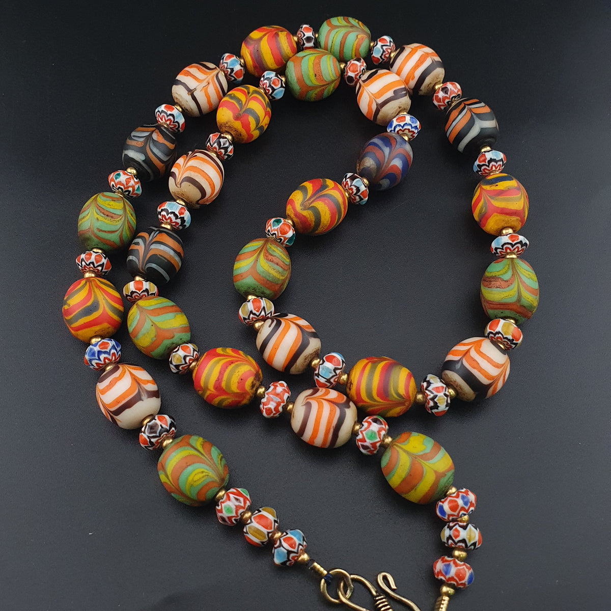 Vintage Venetian Style Feather Desgin Glass With Chevron Glass Beads Necklace