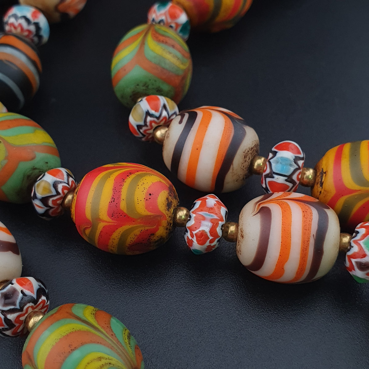 Vintage Venetian Style Feather Desgin Glass With Chevron Glass Beads Necklace
