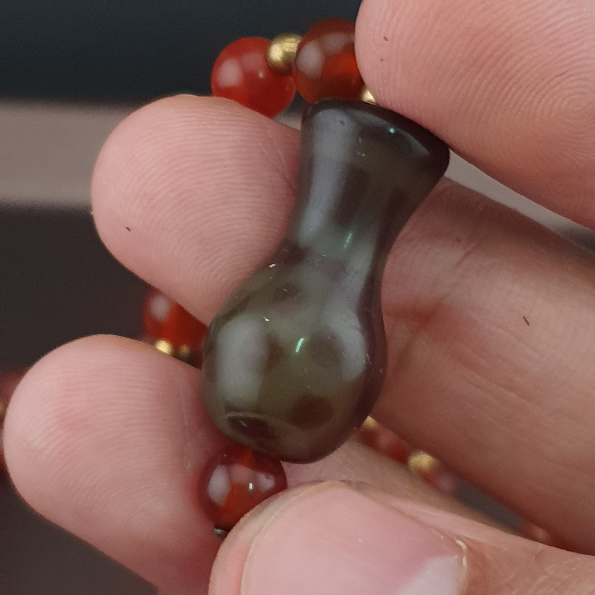 Collier pendentif en agate cornaline et agate florale vintage