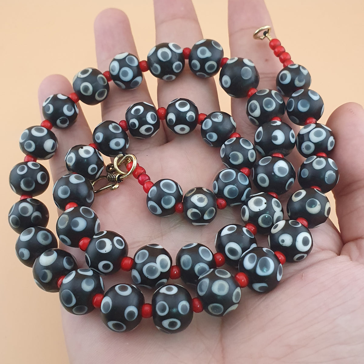 Antique Venetian Style Skunk Eyes & Venetian WhiteHeart Glass Beads Necklace