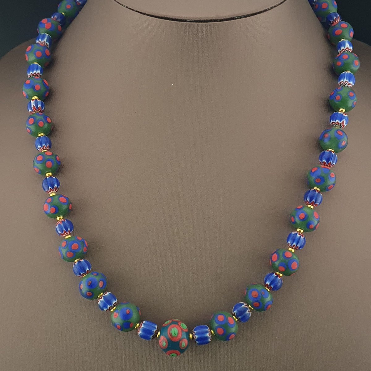 Collier de Perles en Verre Millefiori & Chevron Style Vénitien Antique