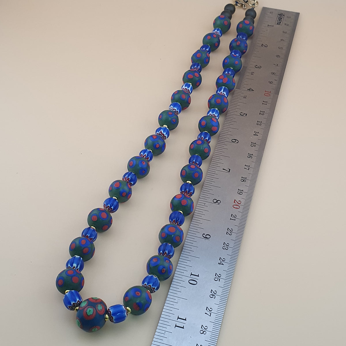 Collier de Perles en Verre Millefiori & Chevron Style Vénitien Antique