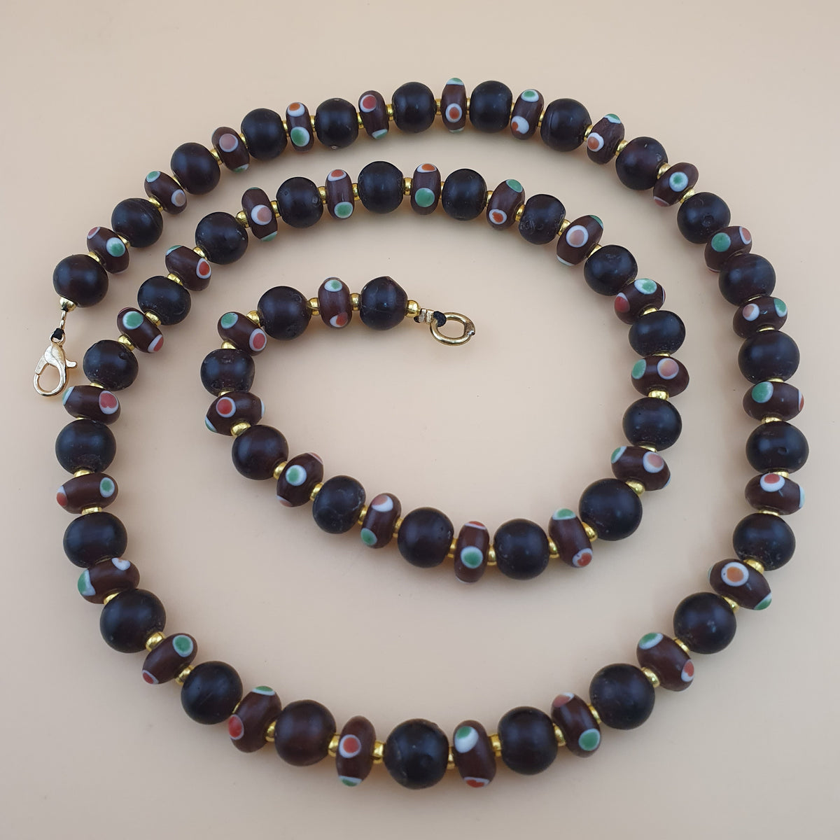 Ancien Collier Vénitien Style Africain Perles Œil et Perles Rondes en Verre Noir et Marron