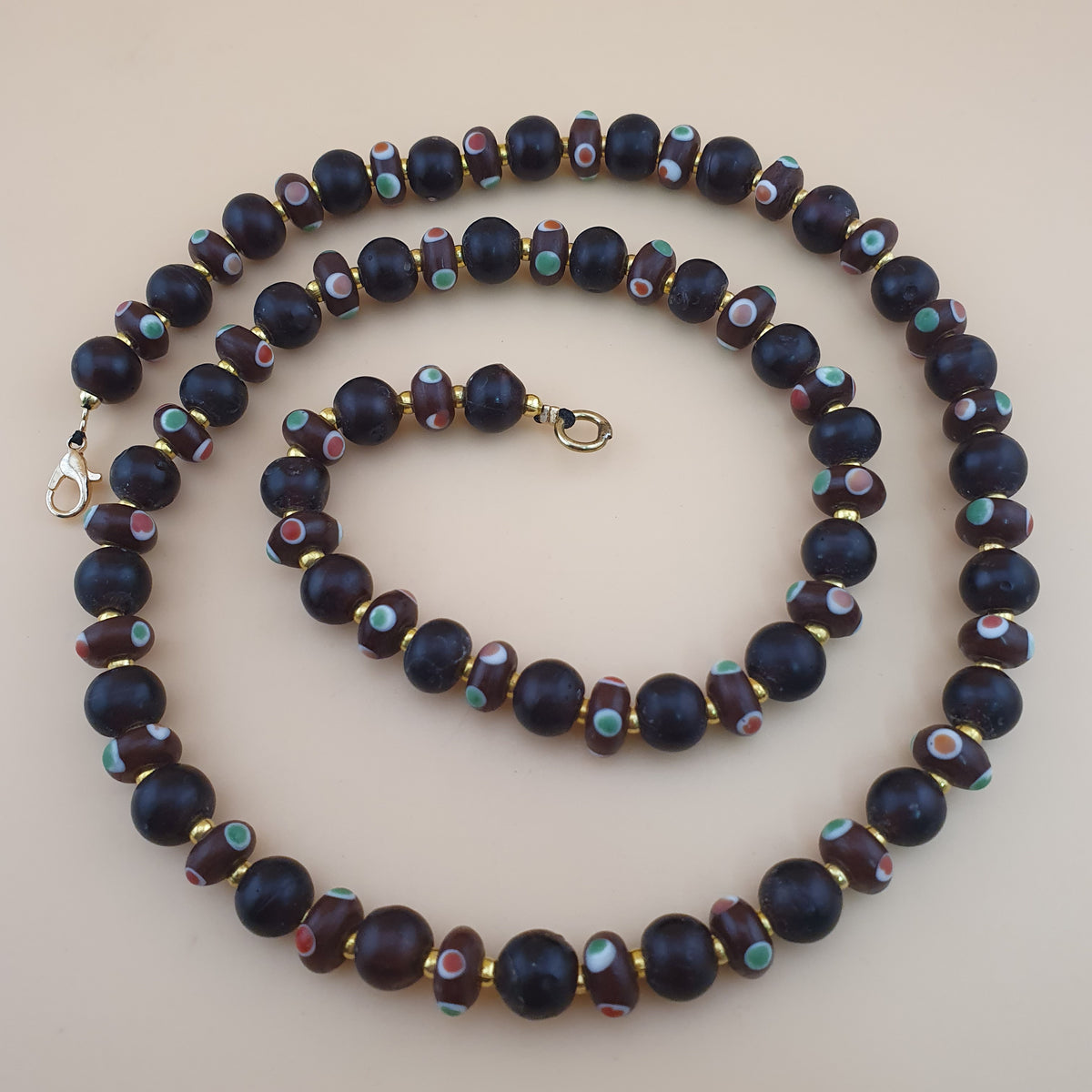 Ancien Collier Vénitien Style Africain Perles Œil et Perles Rondes en Verre Noir et Marron