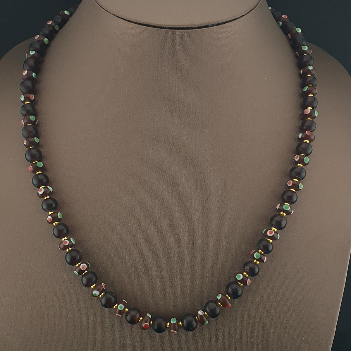 Ancien Collier Vénitien Style Africain Perles Œil et Perles Rondes en Verre Noir et Marron