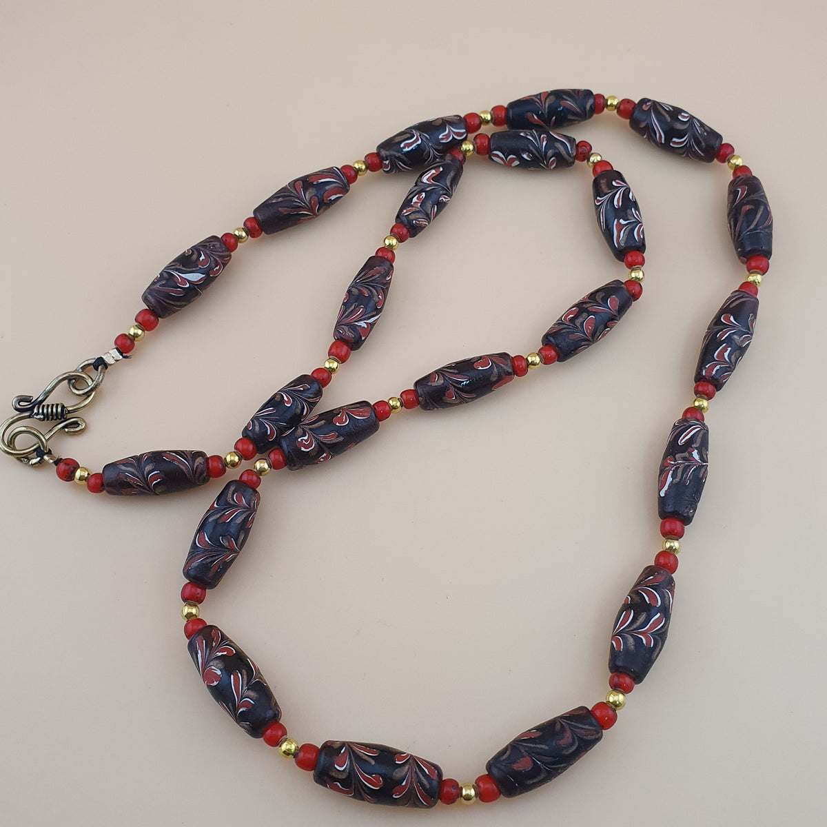 Antique Venetian Style Floral & Venetian whiteHeart Glass Beads Necklace