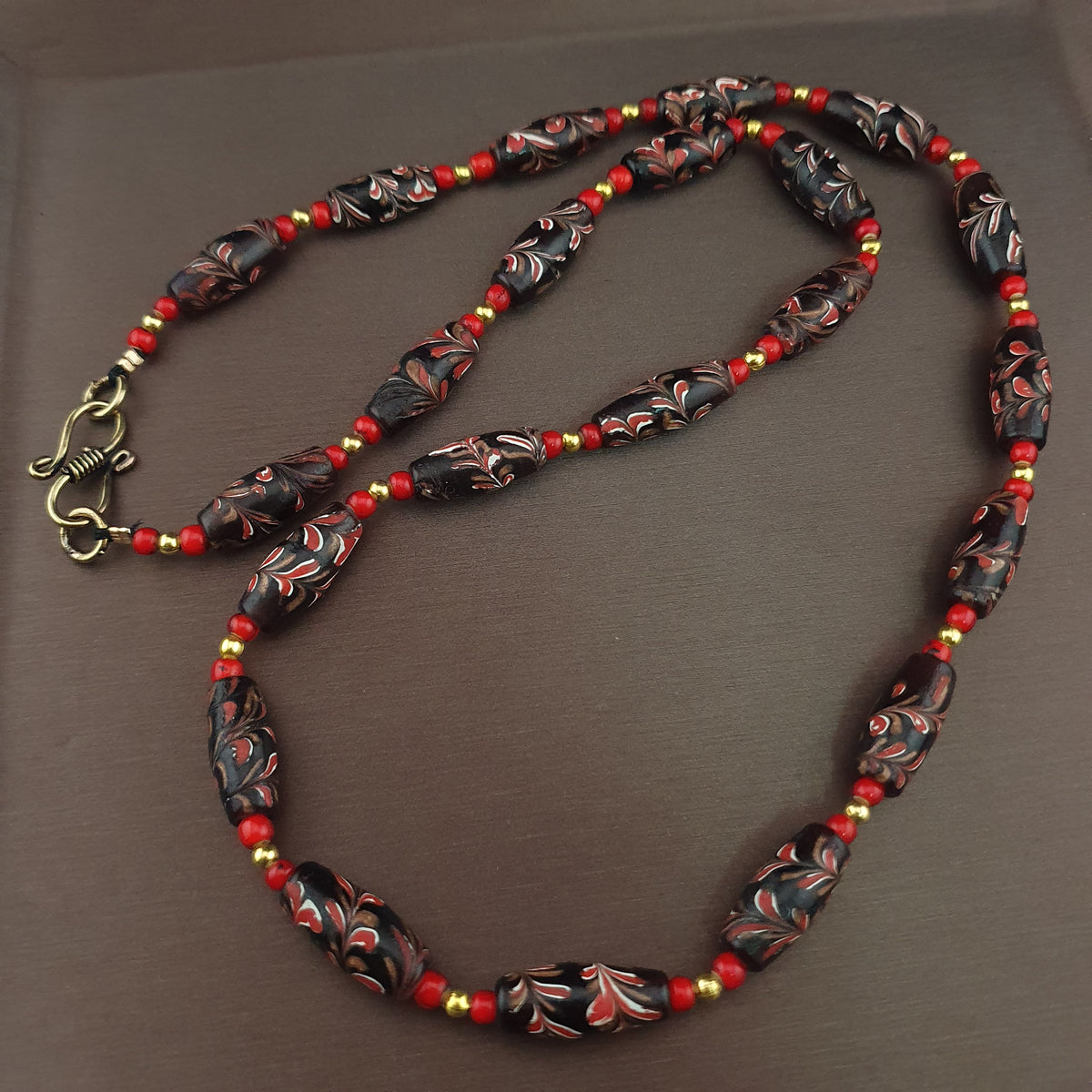 Antique Venetian Style Floral & Venetian whiteHeart Glass Beads Necklace
