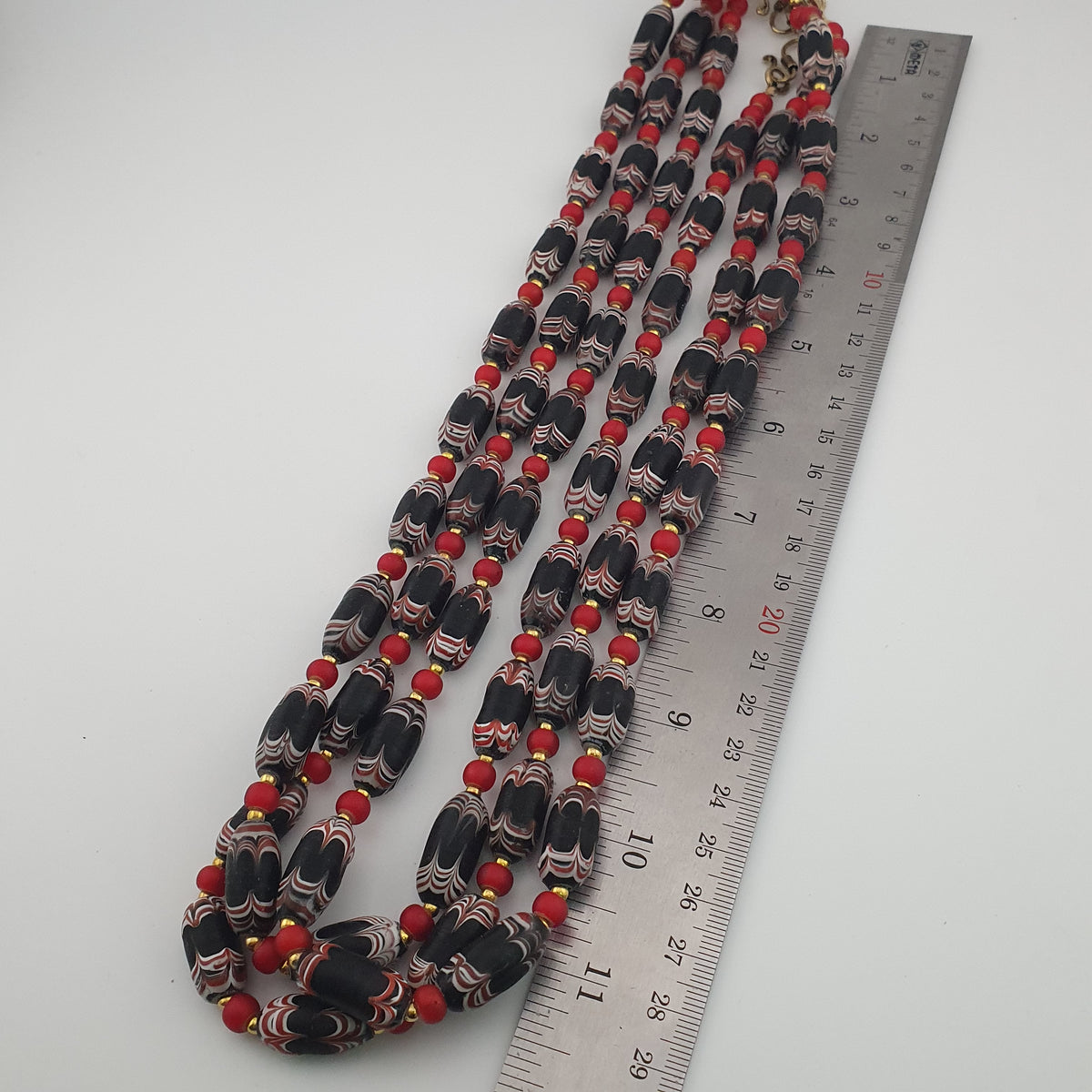 Antique Venetian Style Feather Desgin & Venetian WhiteHeart Glass Beads Necklace
