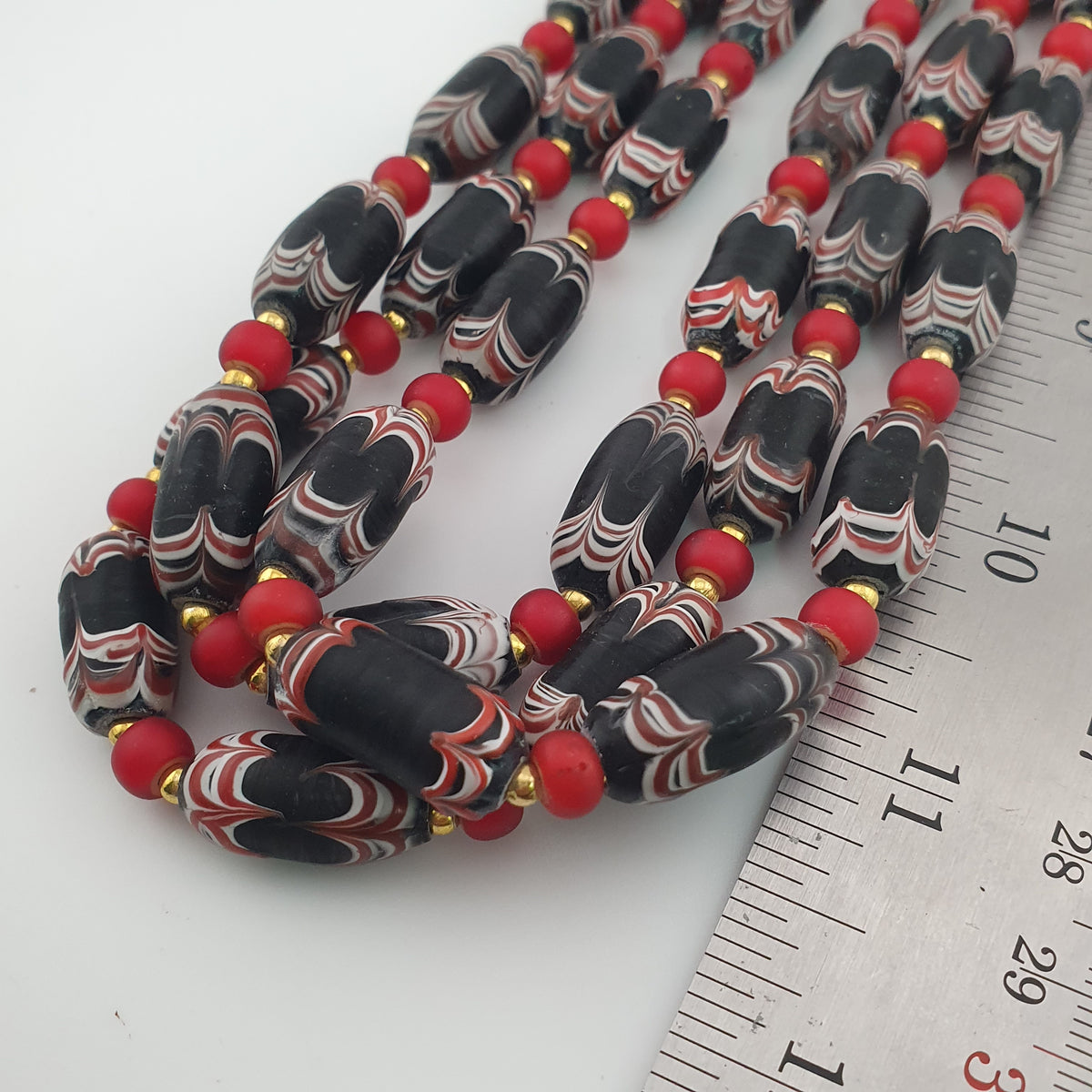 Antique Venetian Style Feather Desgin & Venetian WhiteHeart Glass Beads Necklace