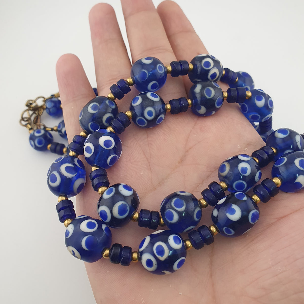 Collier de perles de verre millefiori style vénitien ancien