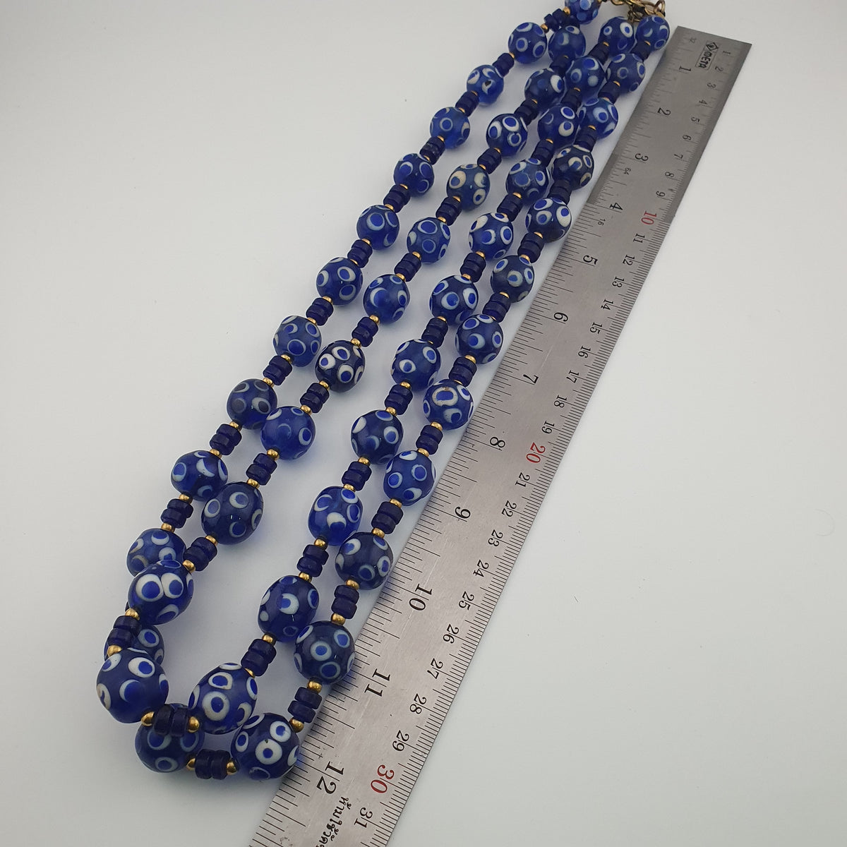 Collier de perles de verre millefiori style vénitien ancien