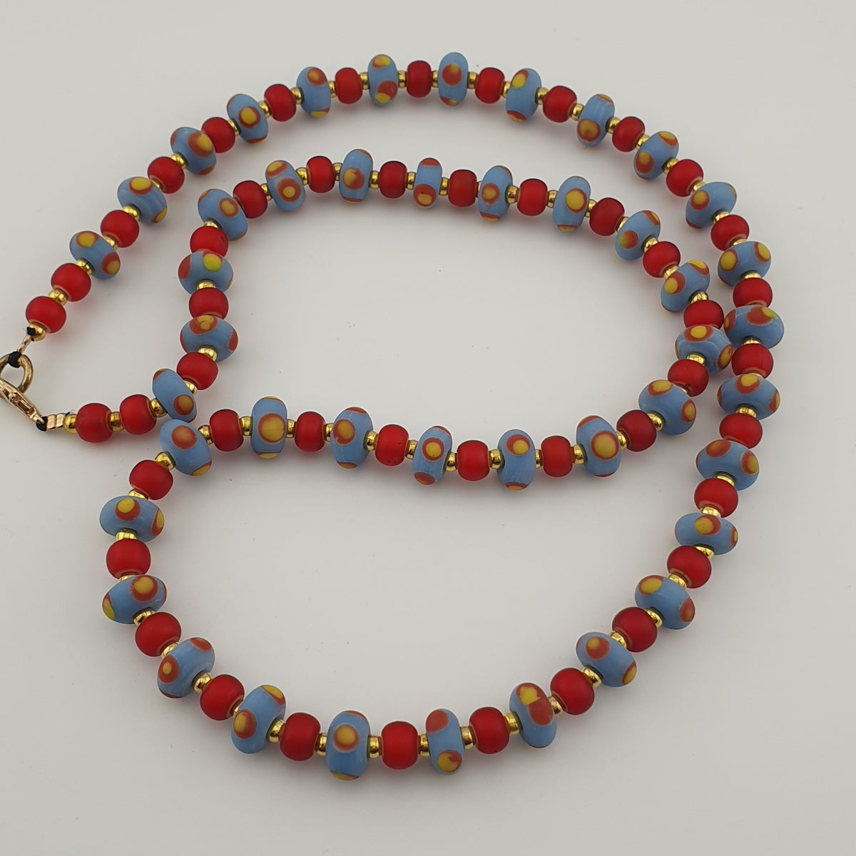 Collier en verre vénitien ancien : Perles Tiny Eyes & WhiteHeart (56 cm)