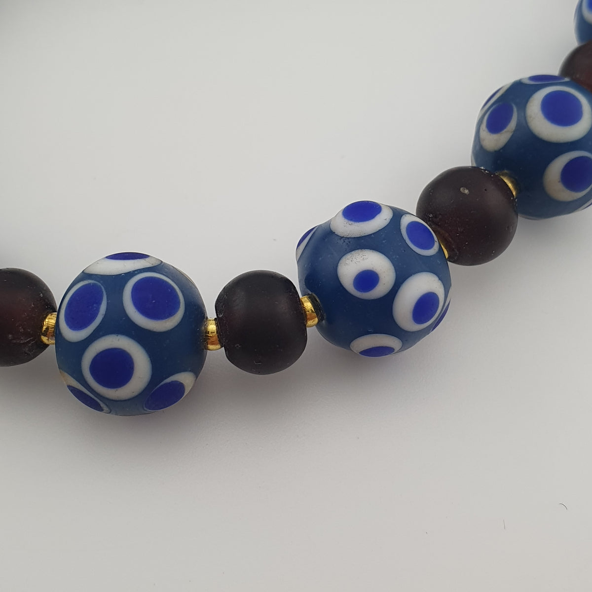 Collier de perles vénitiennes antiques de style africain Mille Yeux et perles de verre africaines