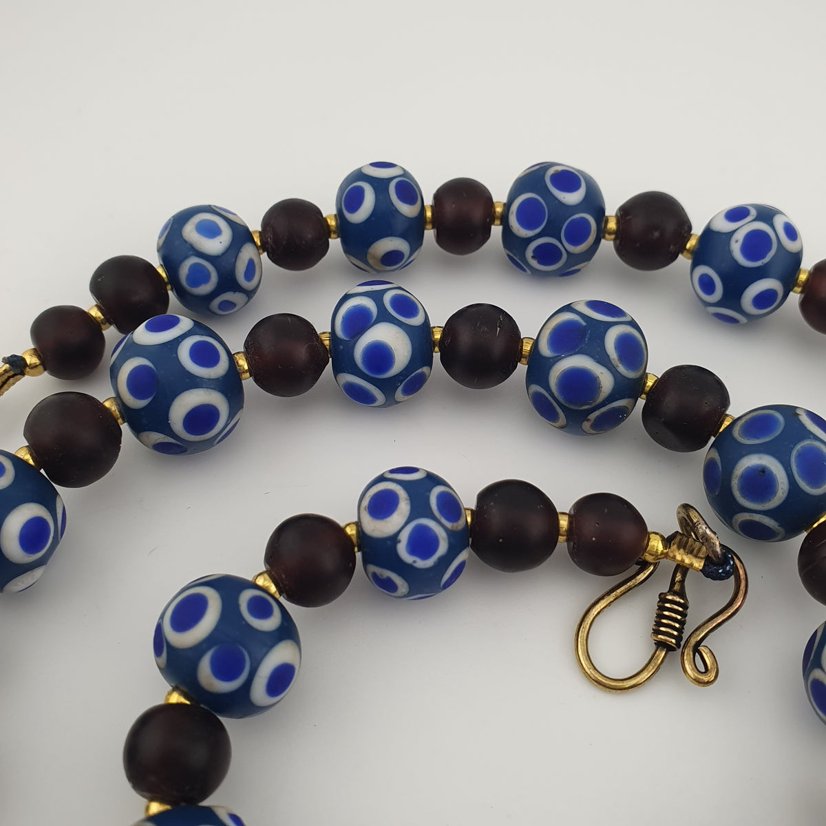 Collier de perles vénitiennes antiques de style africain Mille Yeux et perles de verre africaines