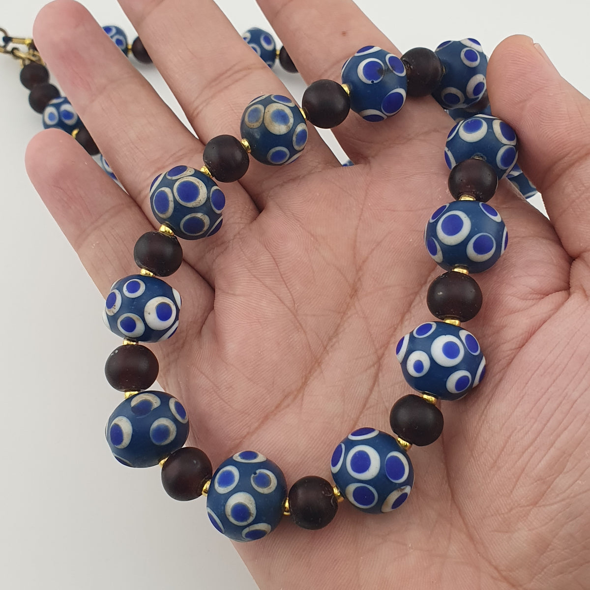 Collier de perles vénitiennes antiques de style africain Mille Yeux et perles de verre africaines