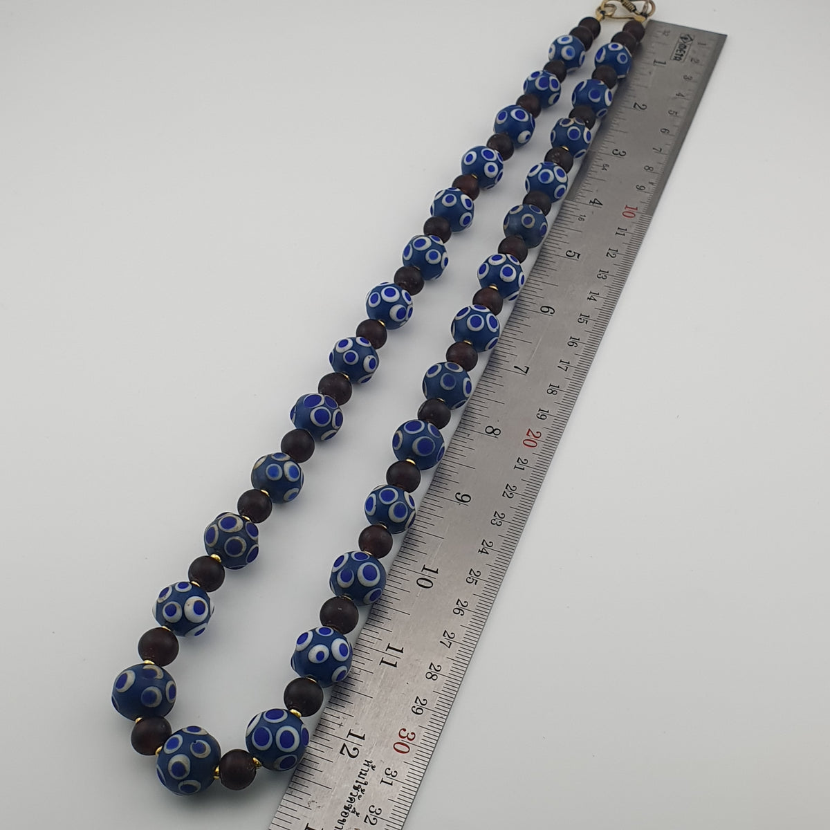 Collier de perles vénitiennes antiques de style africain Mille Yeux et perles de verre africaines