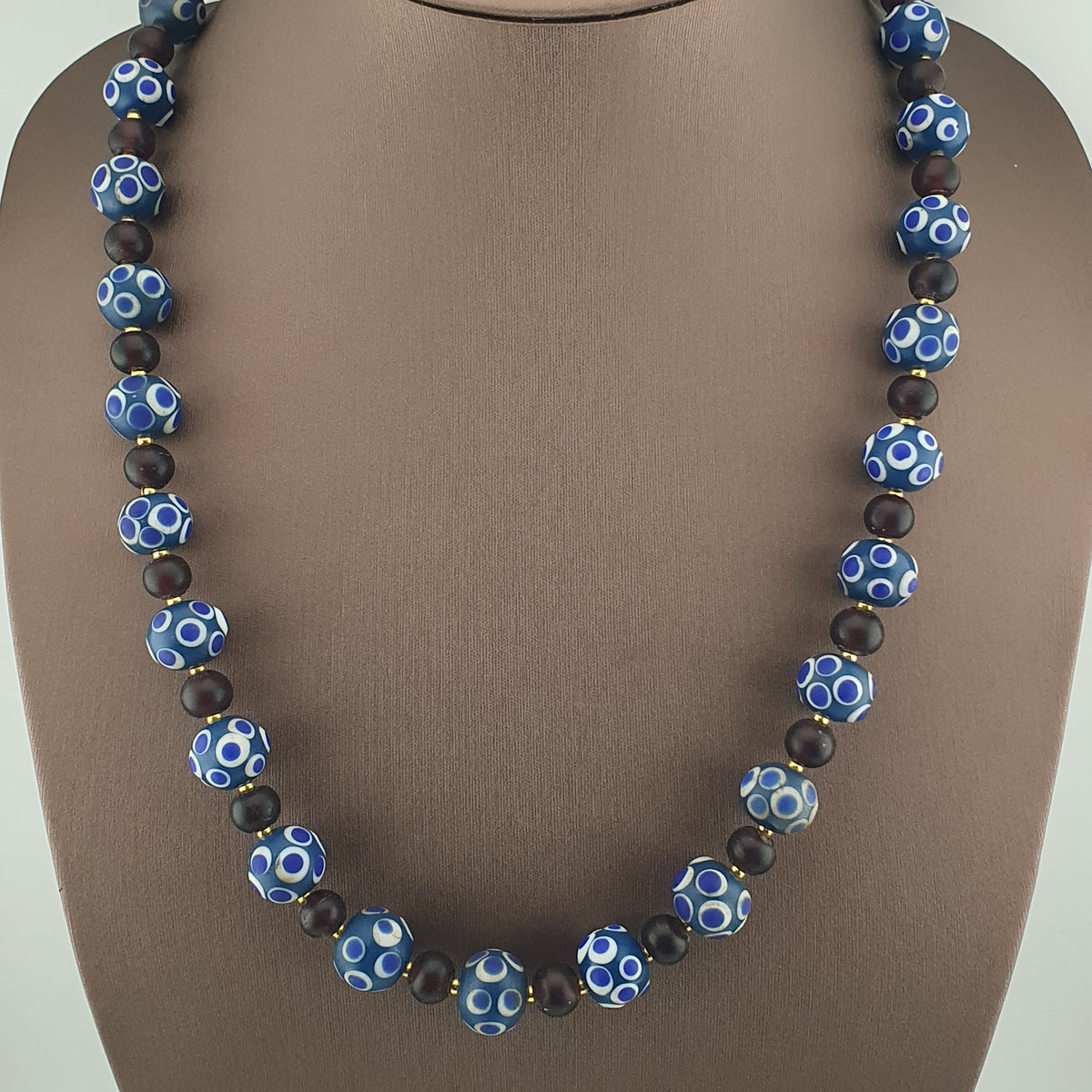 Collier de perles vénitiennes antiques de style africain Mille Yeux et perles de verre africaines