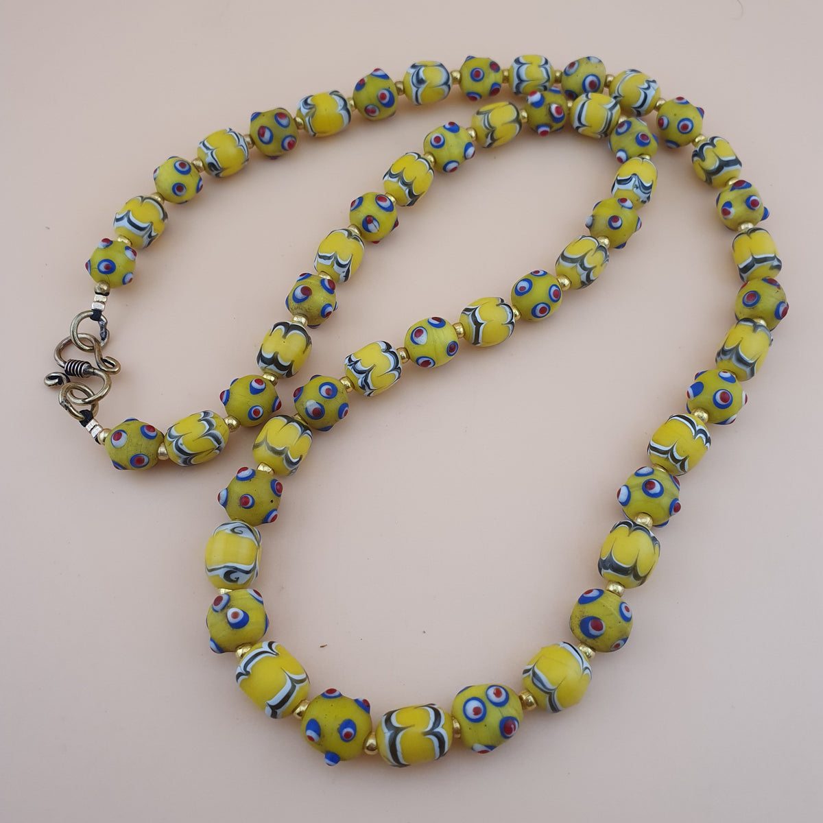 Vintage Venetian Style Skunk Eyes And Feather Desgin Glass Beads Necklace