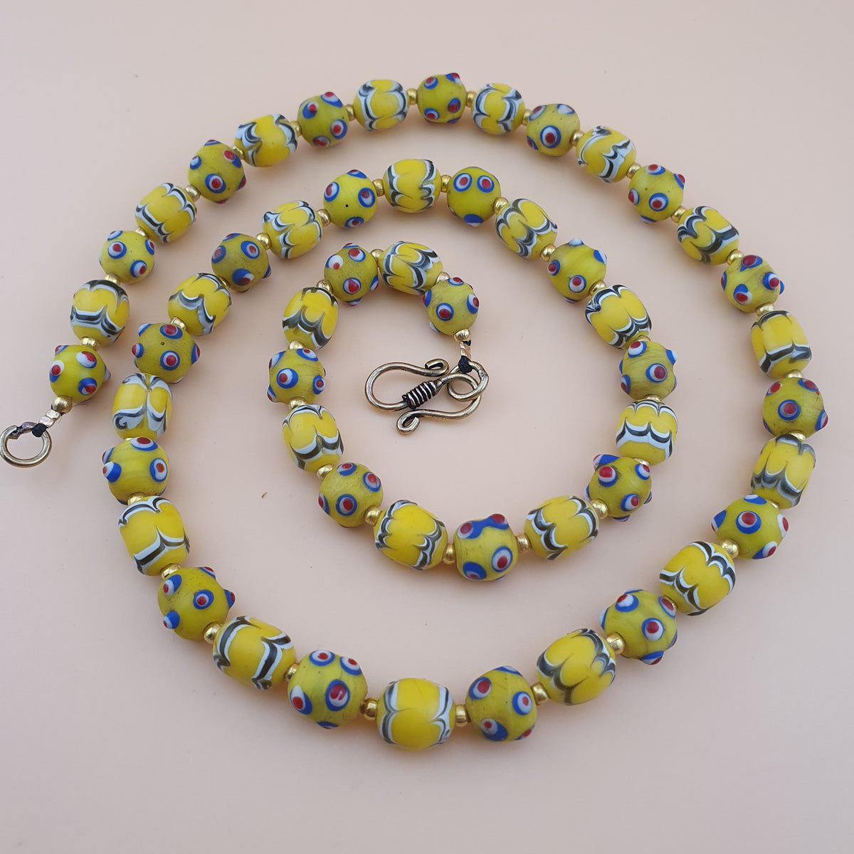 Vintage Venetian Style Skunk Eyes And Feather Desgin Glass Beads Necklace