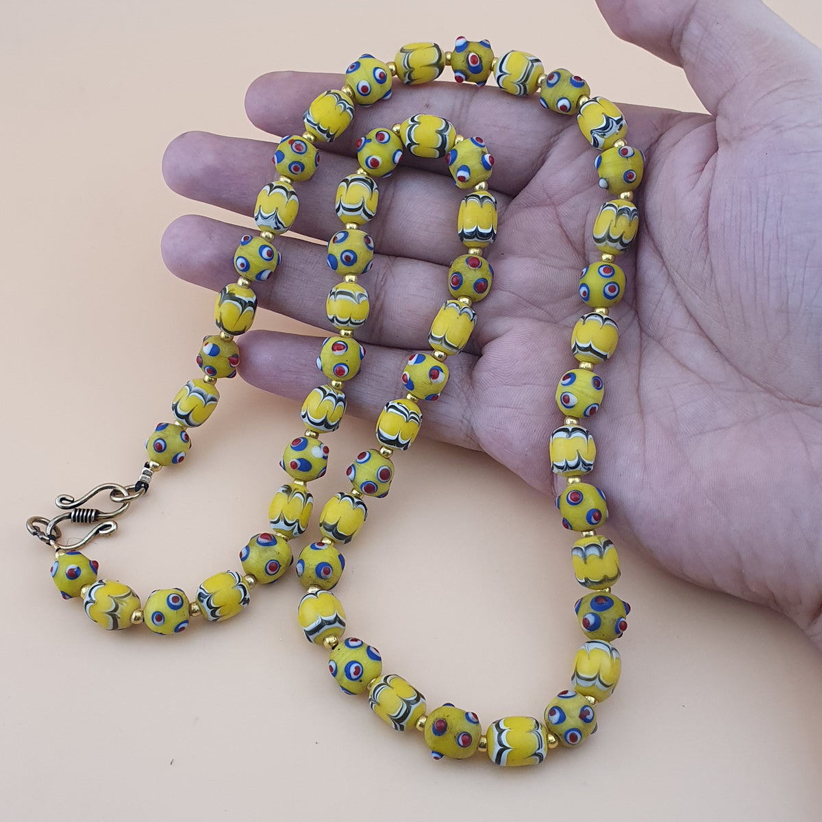 Vintage Venetian Style Skunk Eyes And Feather Desgin Glass Beads Necklace