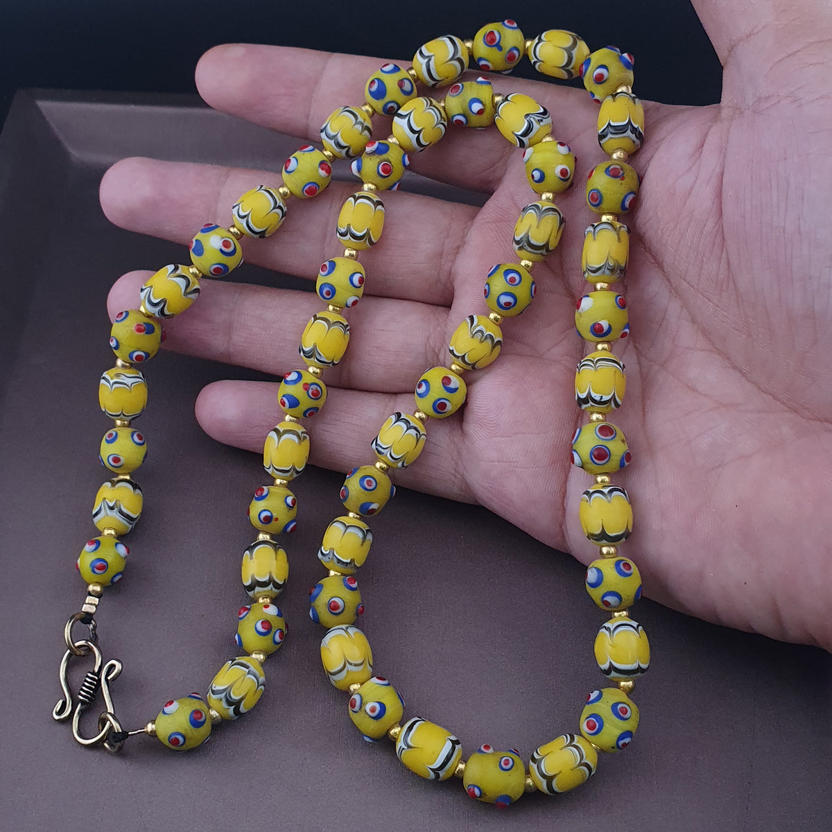 Vintage Venetian Style Skunk Eyes And Feather Desgin Glass Beads Necklace