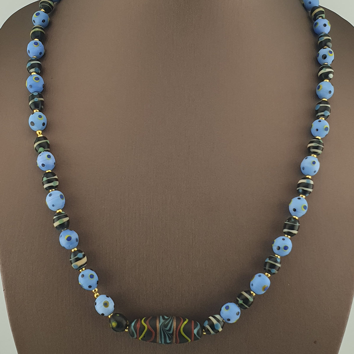 Collier Pendentif Verre Fait Main et Yeux Bleus Style Vénitien Vintage