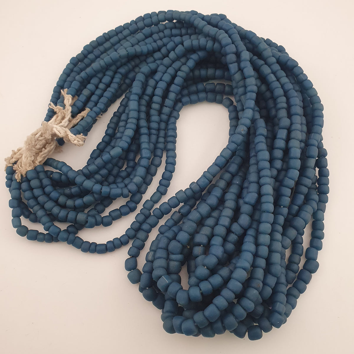 Collier de perles de 4-5,5 mm, style africain antique, vert bleu