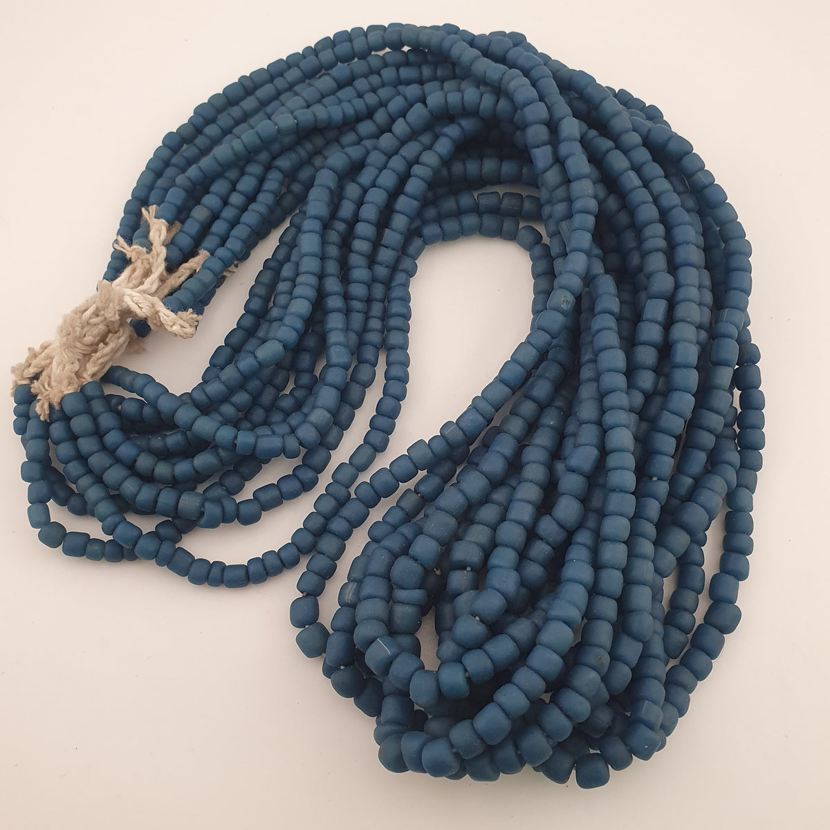 Collier de perles de 4-5,5 mm, style africain antique, vert bleu