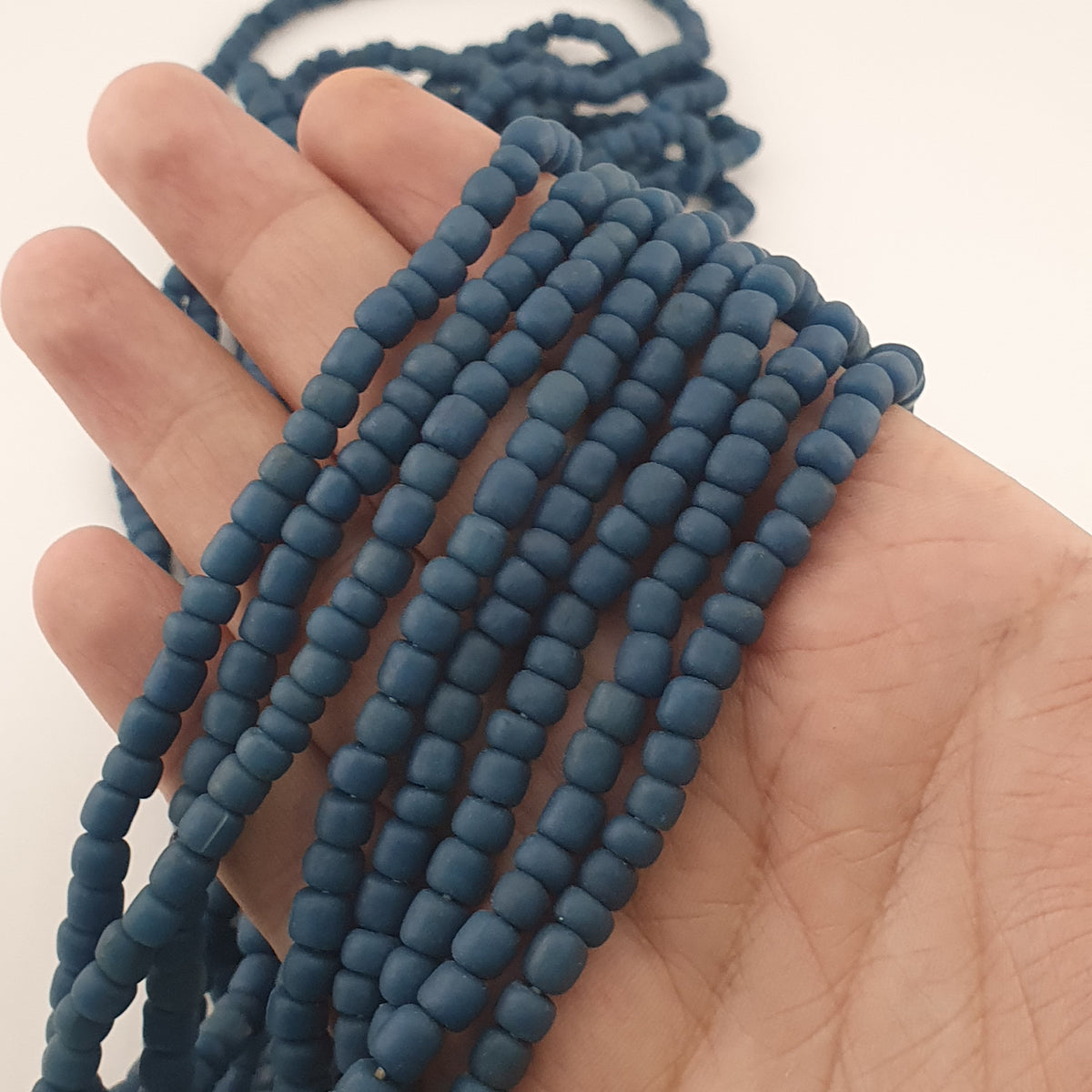 Collier de perles de 4-5,5 mm, style africain antique, vert bleu