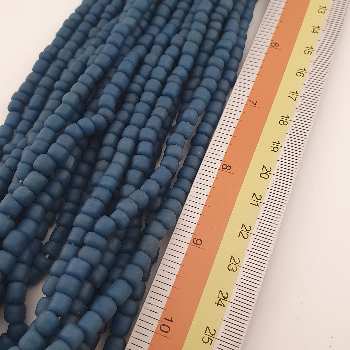 Collier de perles de 4-5,5 mm, style africain antique, vert bleu