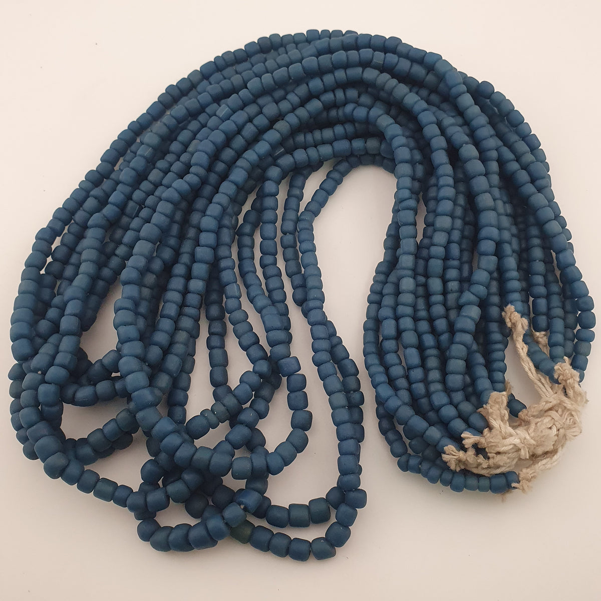 Collier de perles de 4-5,5 mm, style africain antique, vert bleu