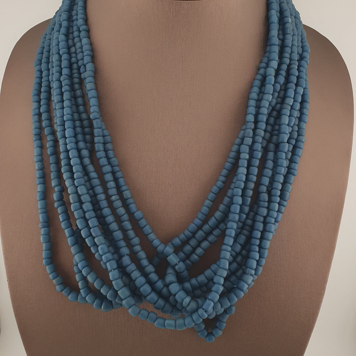 Collier de perles de 4-5,5 mm, style africain antique, vert bleu