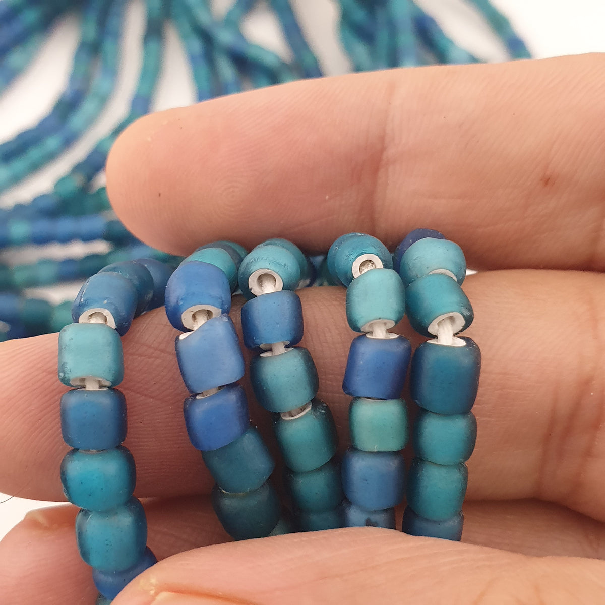 Antique Venetian Light Dark Blue 5-6mm Beads Strands Necklace