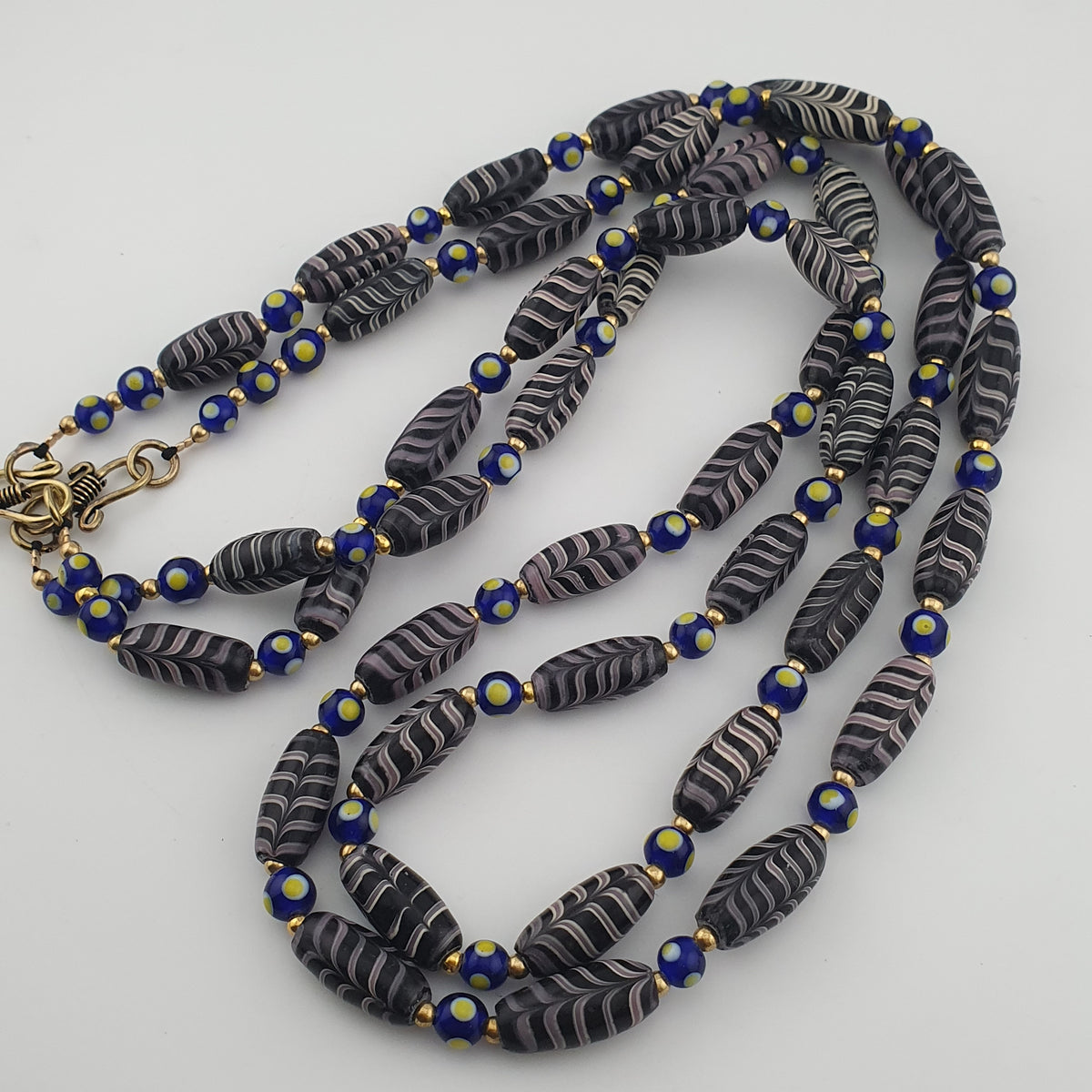 Vintage Venetian Style Feather Desgin Glass Beads Necklace