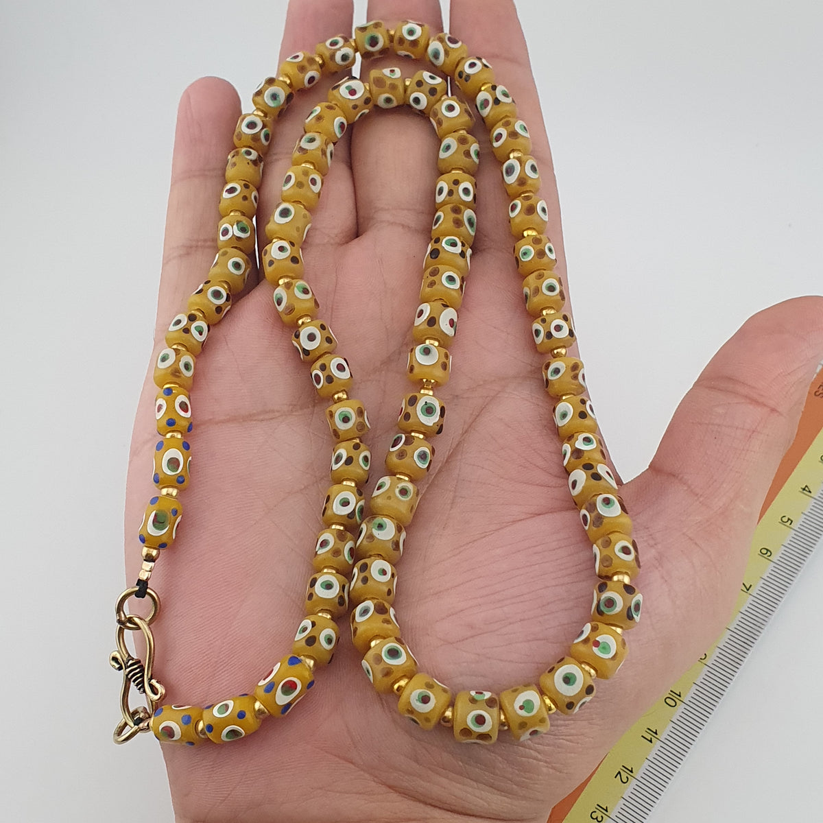 Collier de perles de verre style vénitien vintage, petits yeux